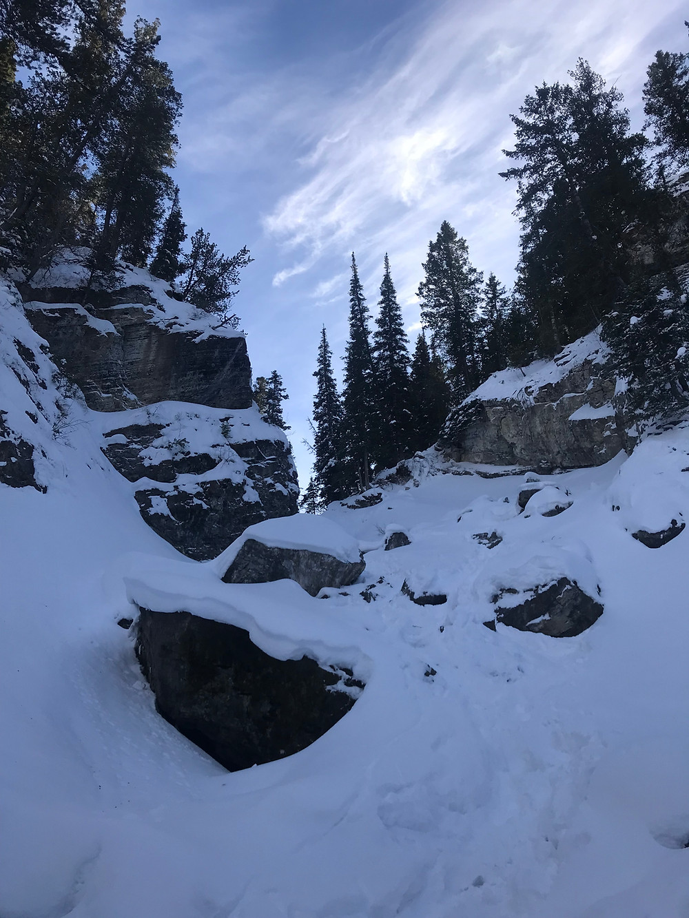 Donut Falls hike in Big Cottonwood Canyon, Utah