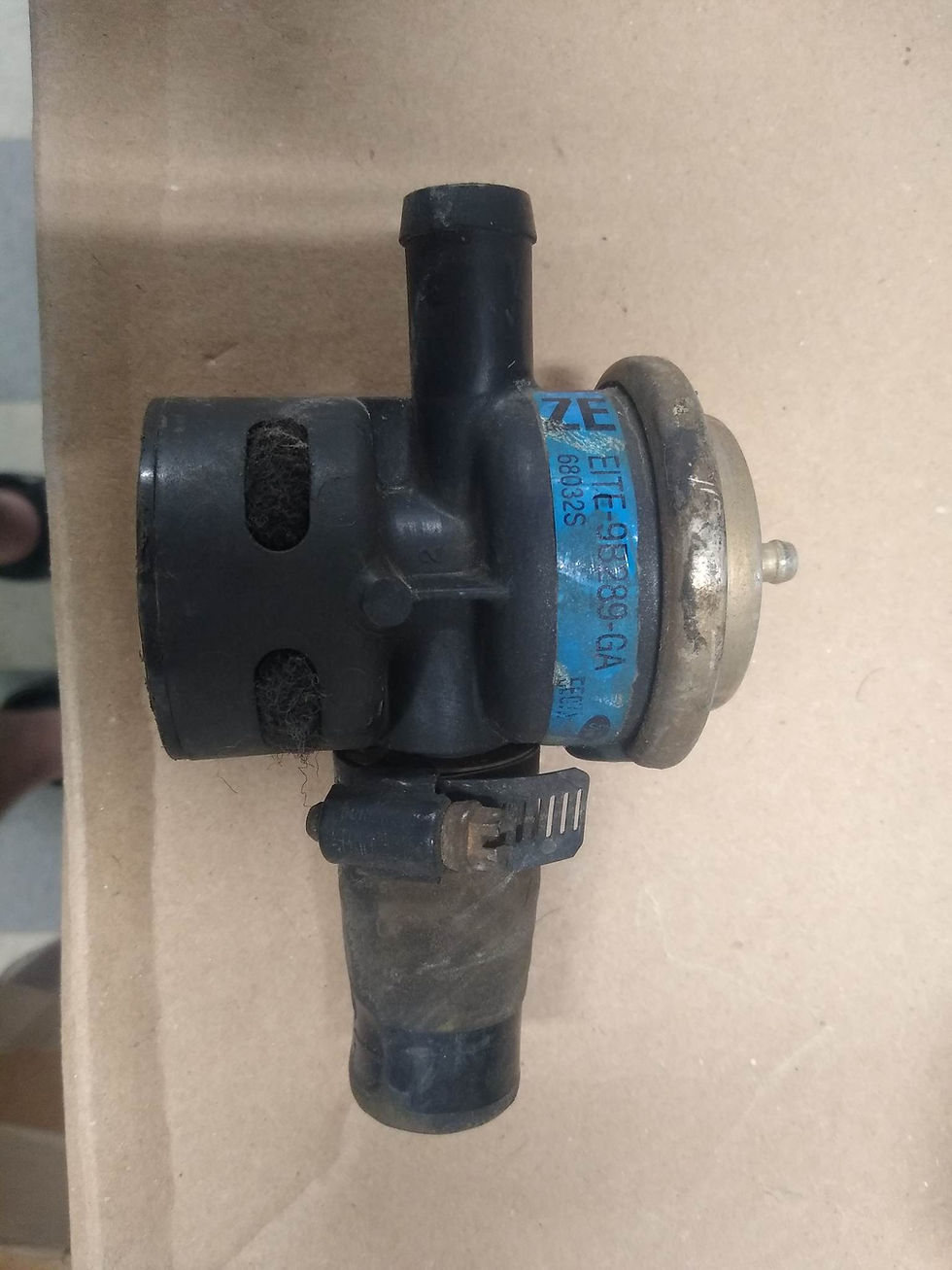 8593 5.0 air pump diverter valveused svpu