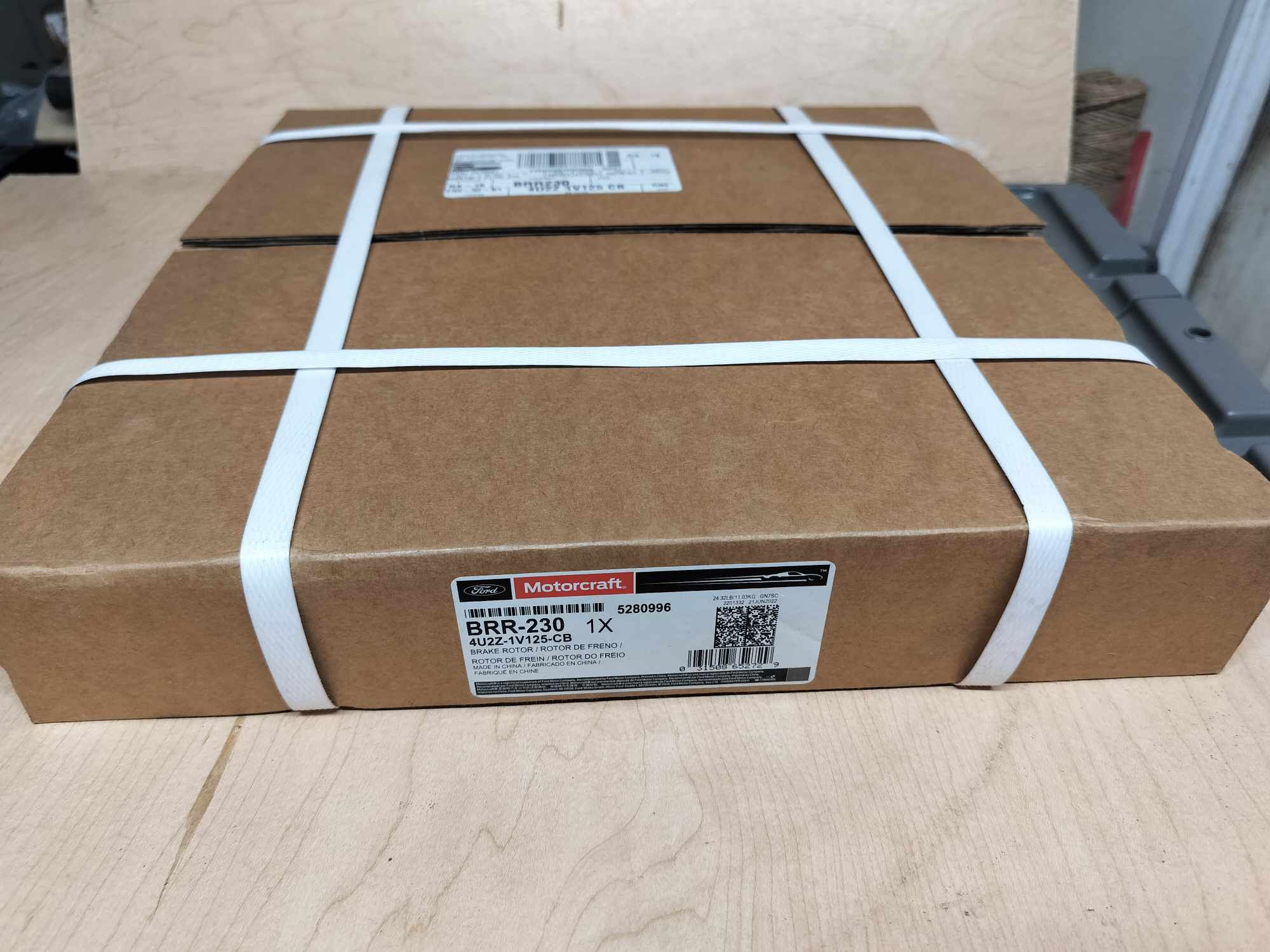 2004-2008 F-150/Mark LT  front disc brake rotor-4WD- 4U2Z-1V125-CB