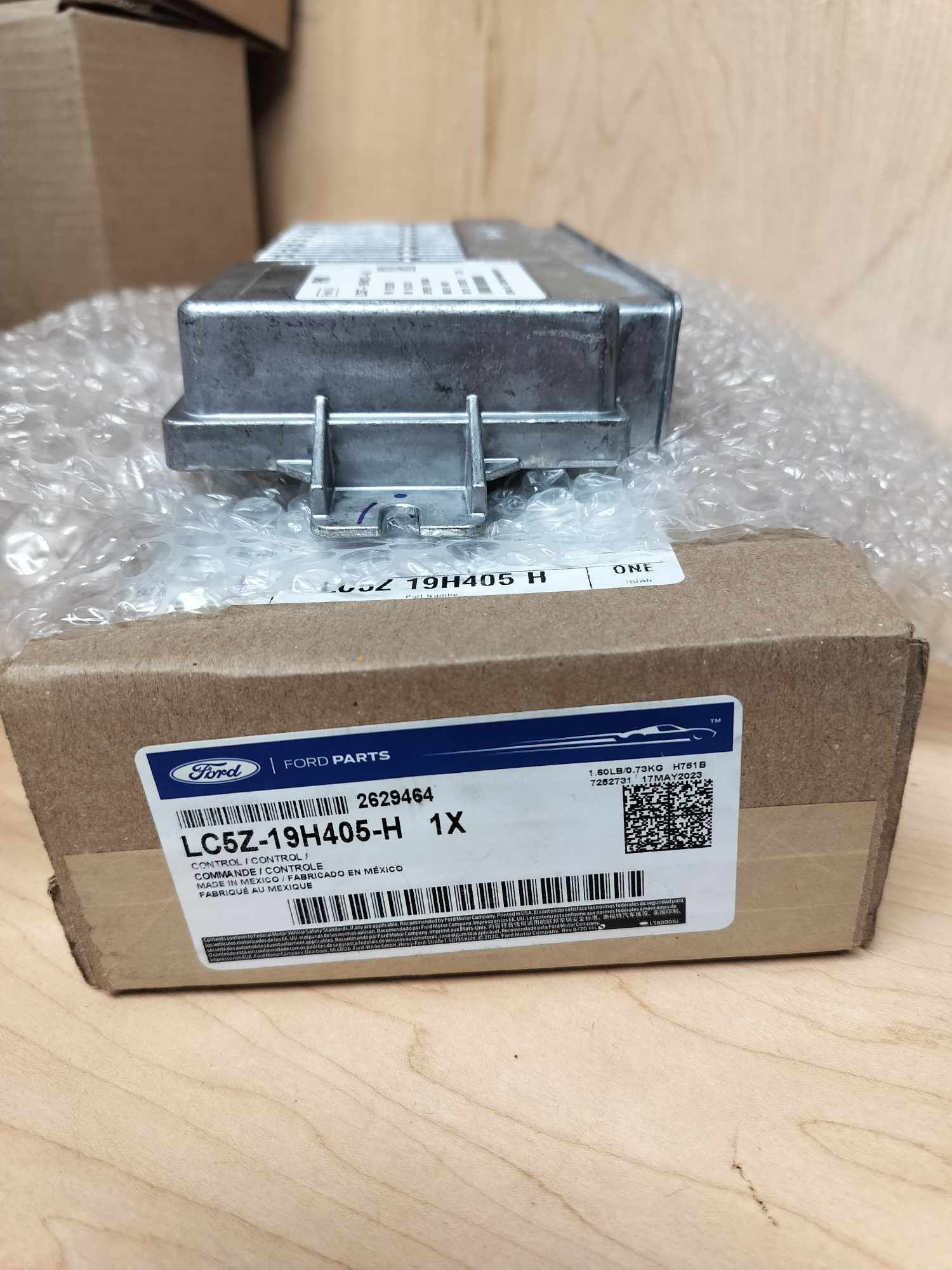 2022-23 E-Transit Front view camera module LC5Z-19H405-H