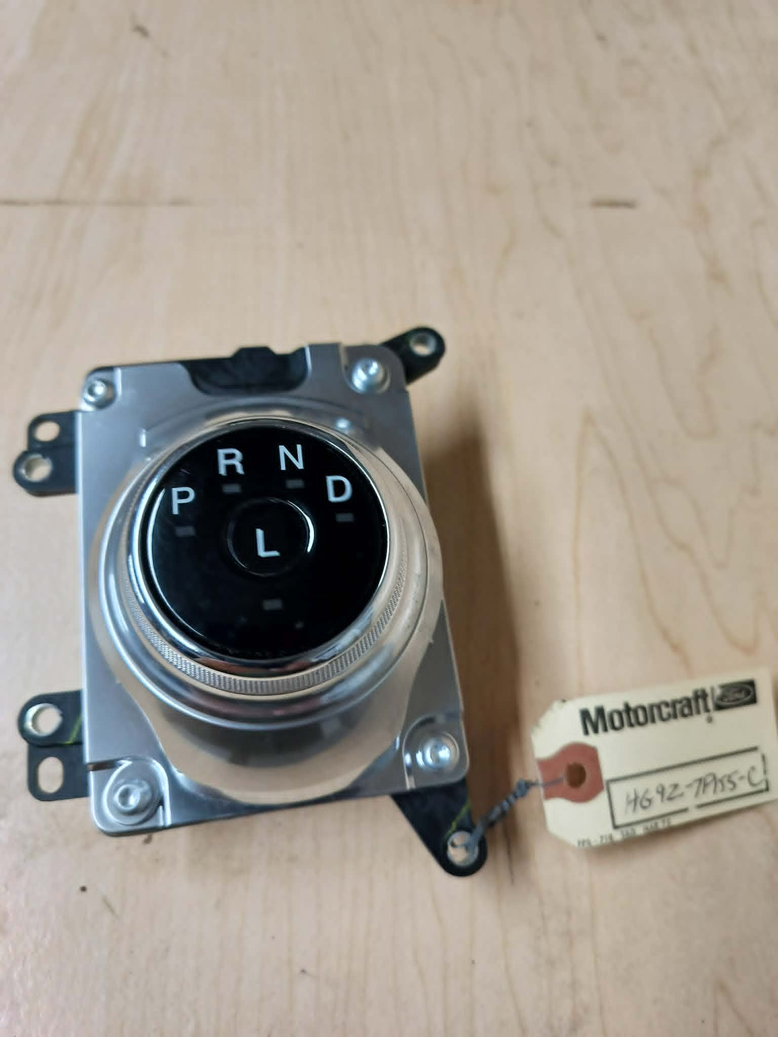 2018-2019 Ford Fusion transmission selector control- HG9Z-7P155-C