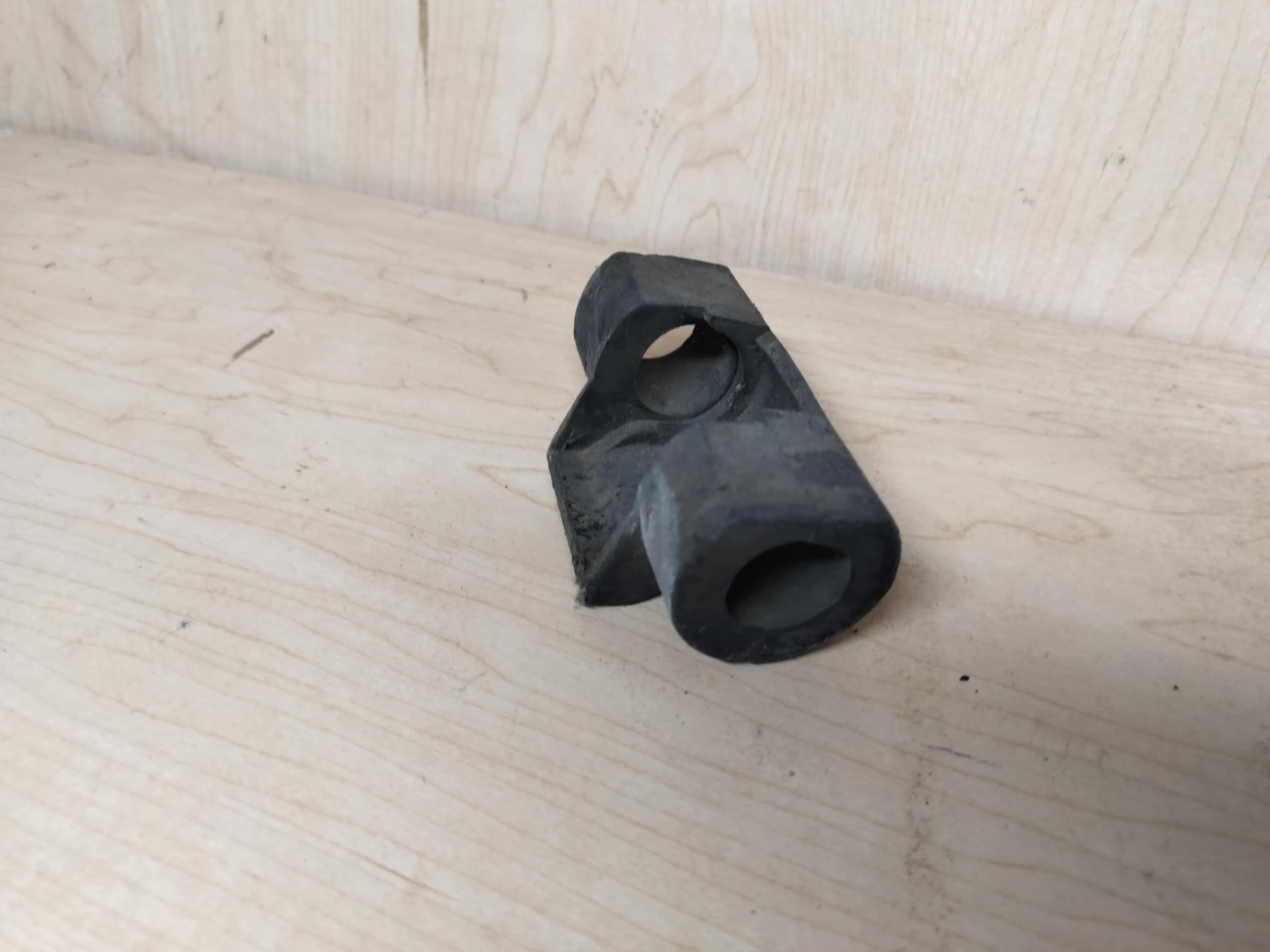 1979-1986 Mustang rear lower shock bolt cover- used