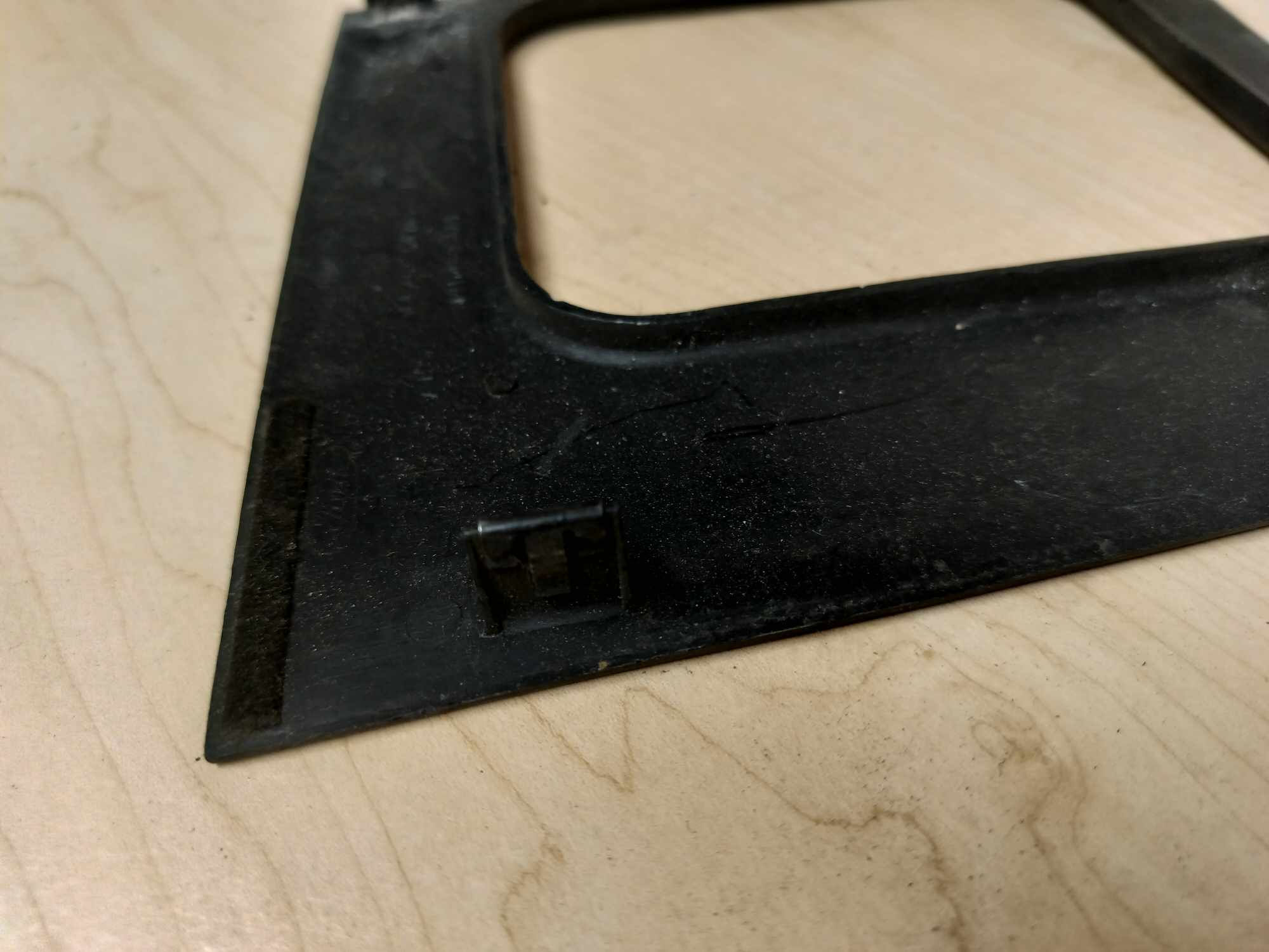 1987-93 Mustang Shifter trim bezel retaining clip-used