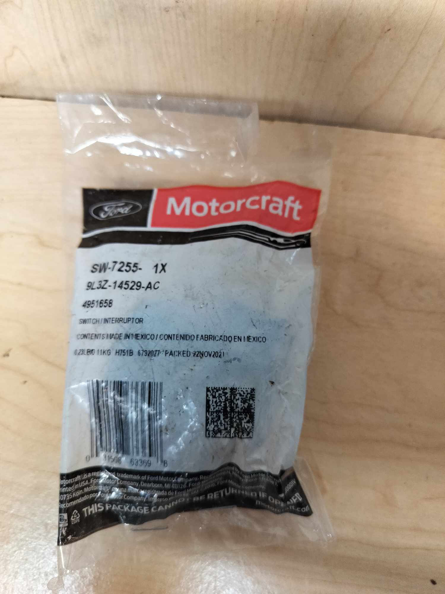 2009-2014 Ford F-150/Mark LT Window switch- 9L3Z-14529-AC