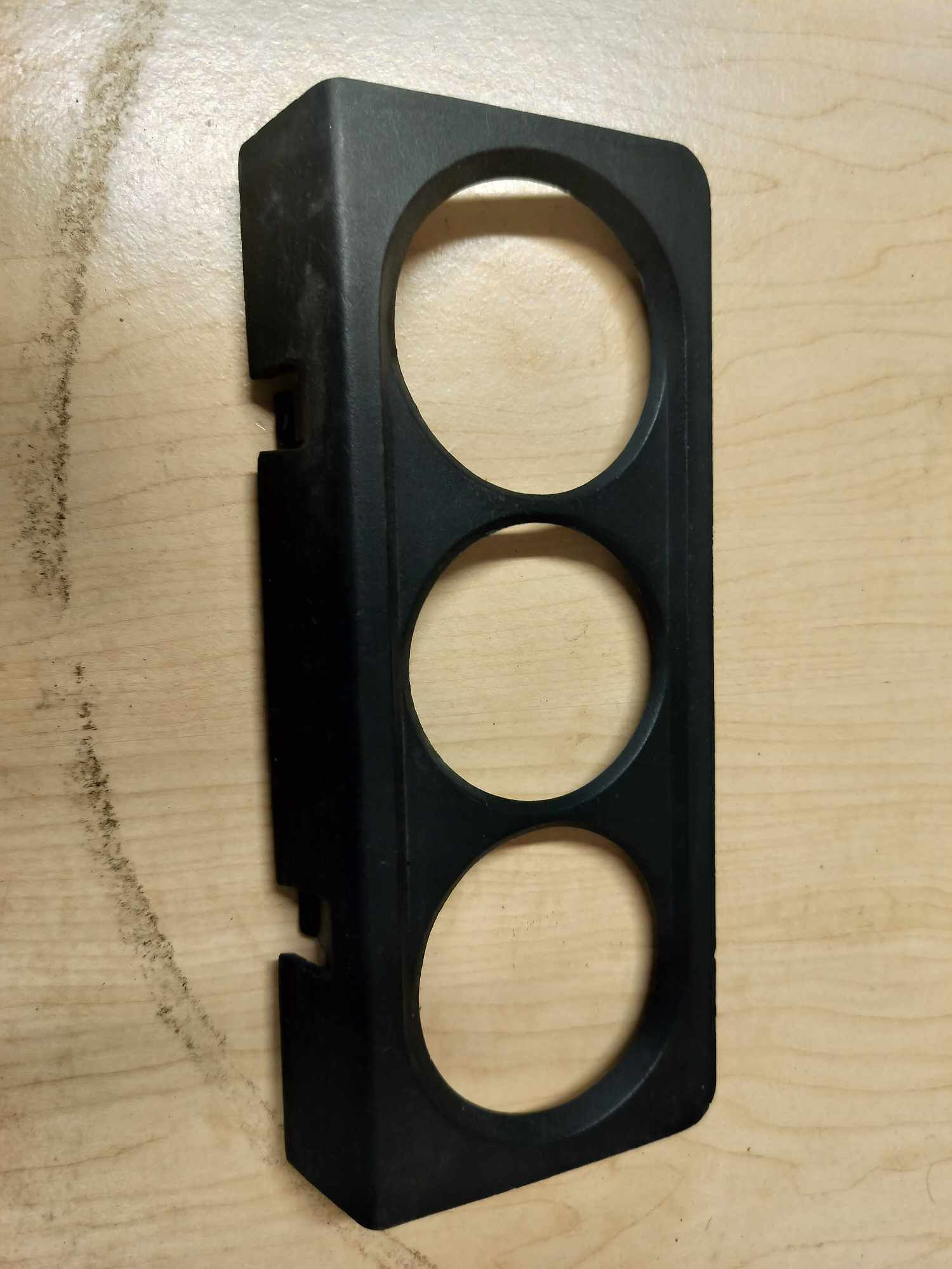 1987-89 Ford Mustang Heater control panel trim bezel-used E7ZB-6104567-AWB