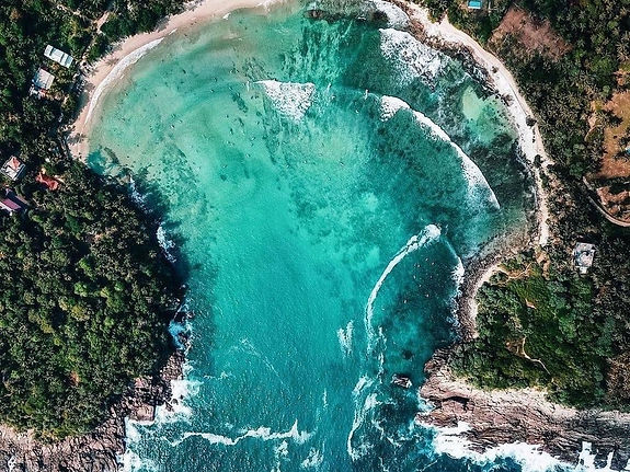 hiriketiya beach