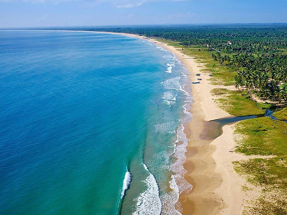 arugambay beach