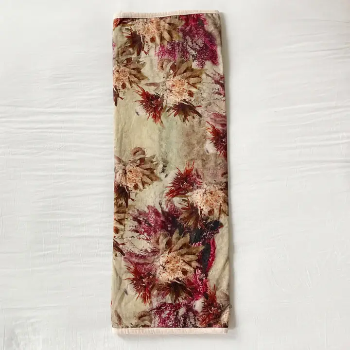 Fuchsia Floret Throw