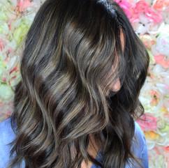 Root retouch and full highlight, blowdry
