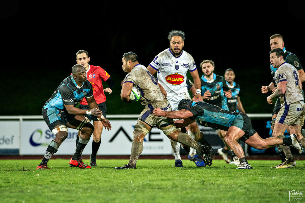 J20-BOURG 2479 TC.jpg