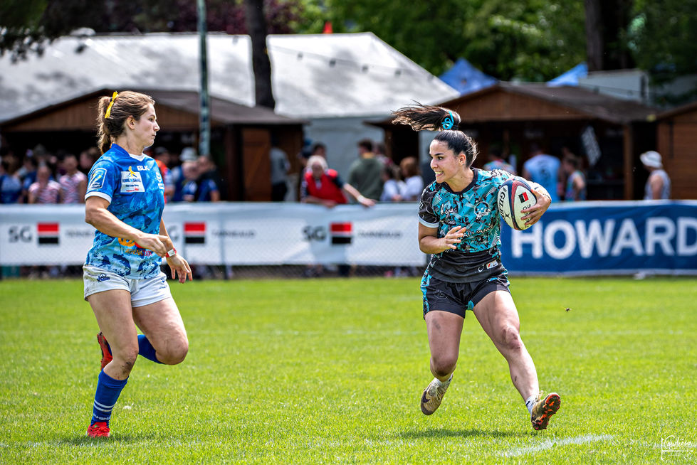 HH7 FEMME J01 1799 TC.jpg