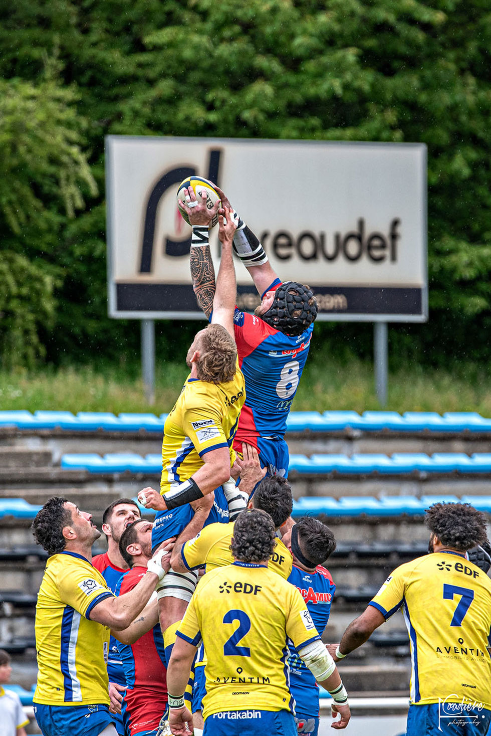 DEMIE OMR-MACON 7491 COUDIERE PHOTOGRAPHY.jpg