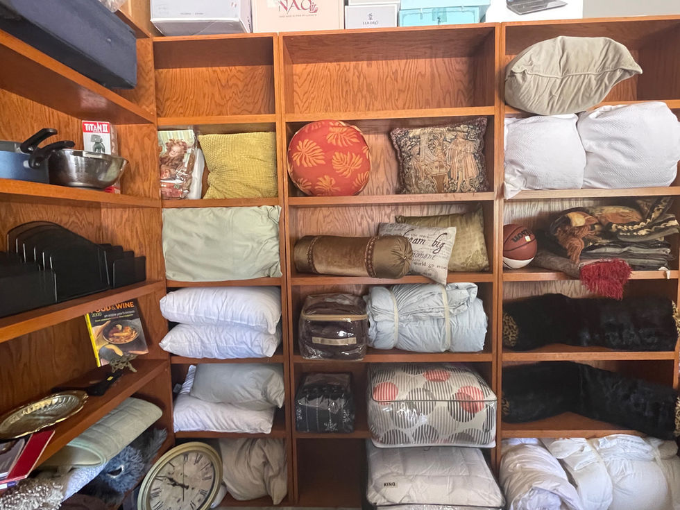 a book called good wine sits on a shelf