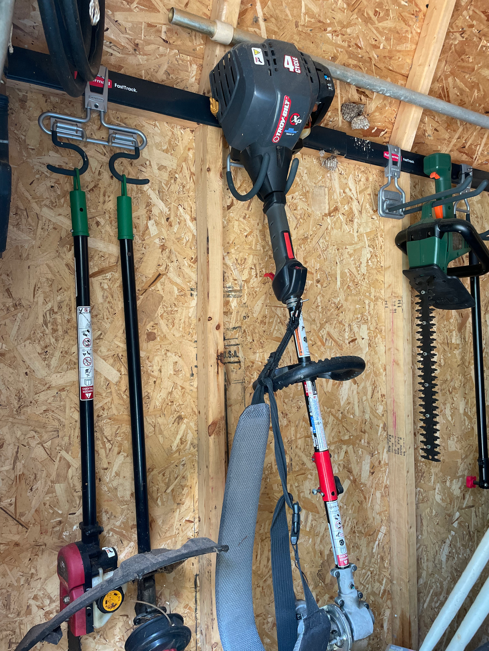 a tool that has the word stihl on it