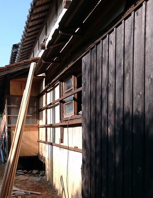古民家再生物語 円台寺の家 その６ 焼杉板張り