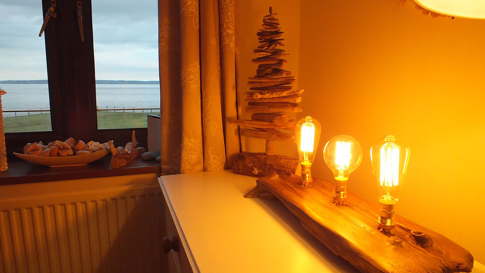 Thumbnail: Driftwood Flat Lamp