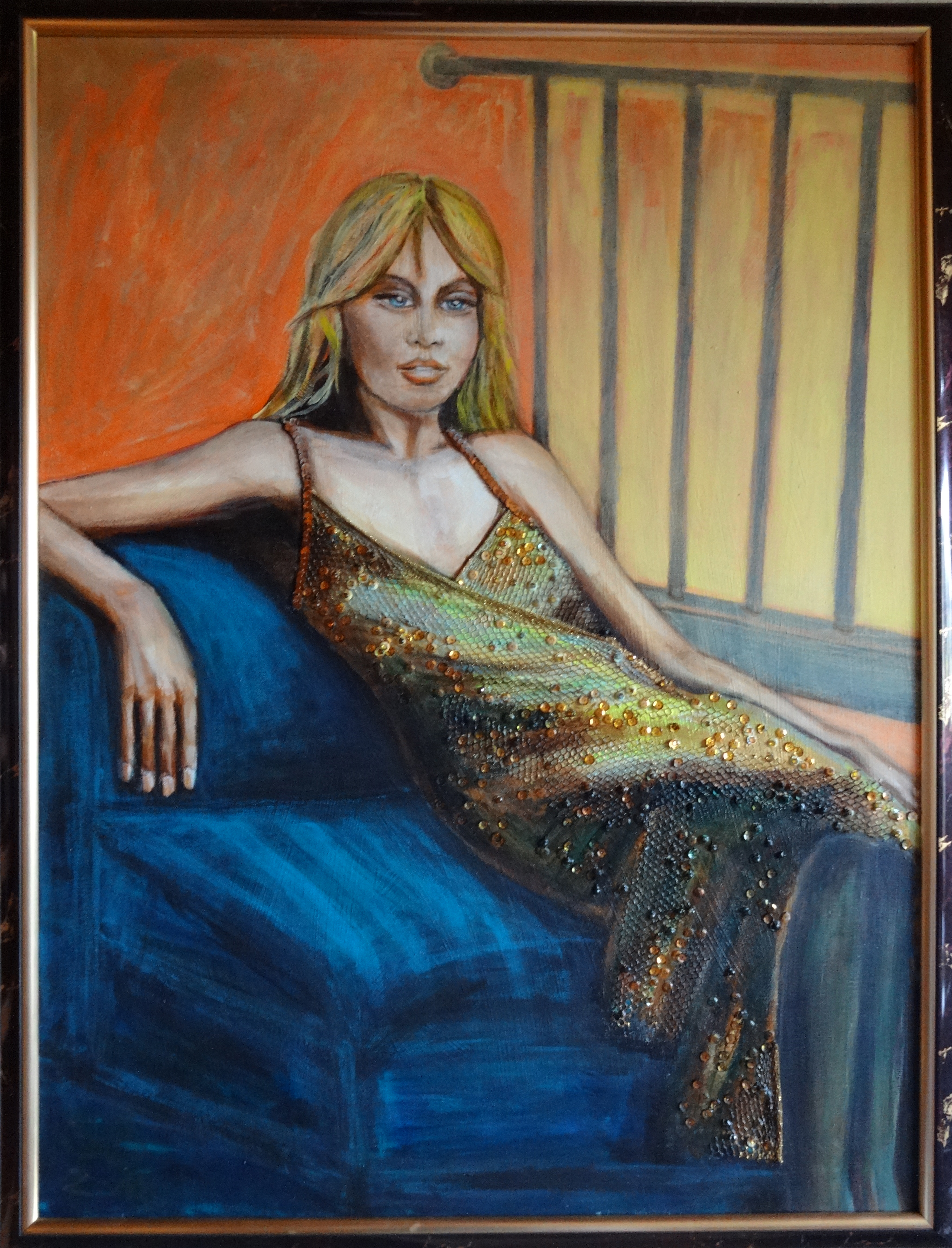 Lounge Corner Girl