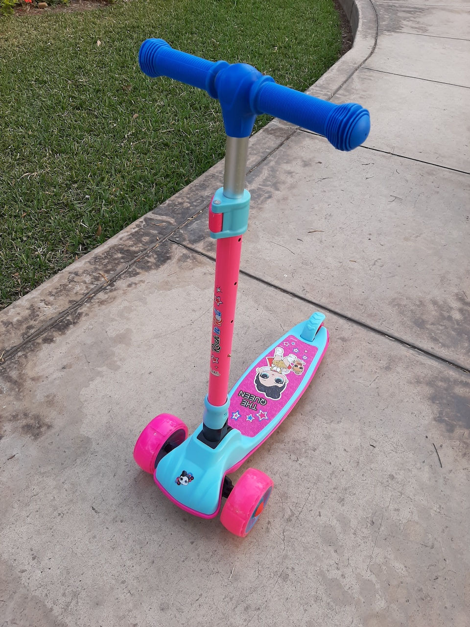 Miniatura: Scooter LoL Surprise! OFERTA NAVIDAD