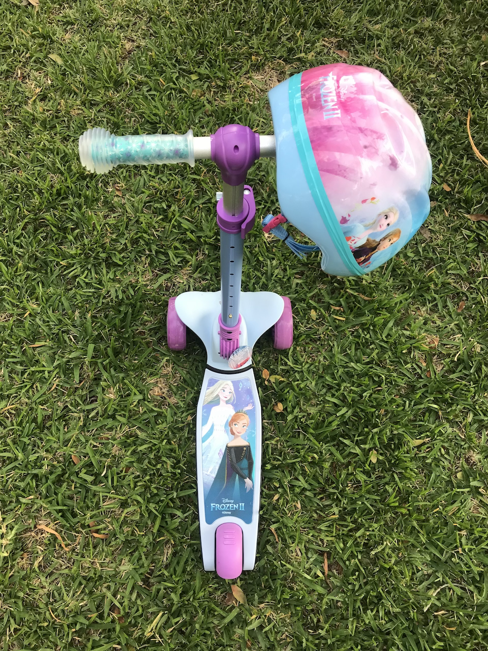 Miniatura: Scooter Frozen