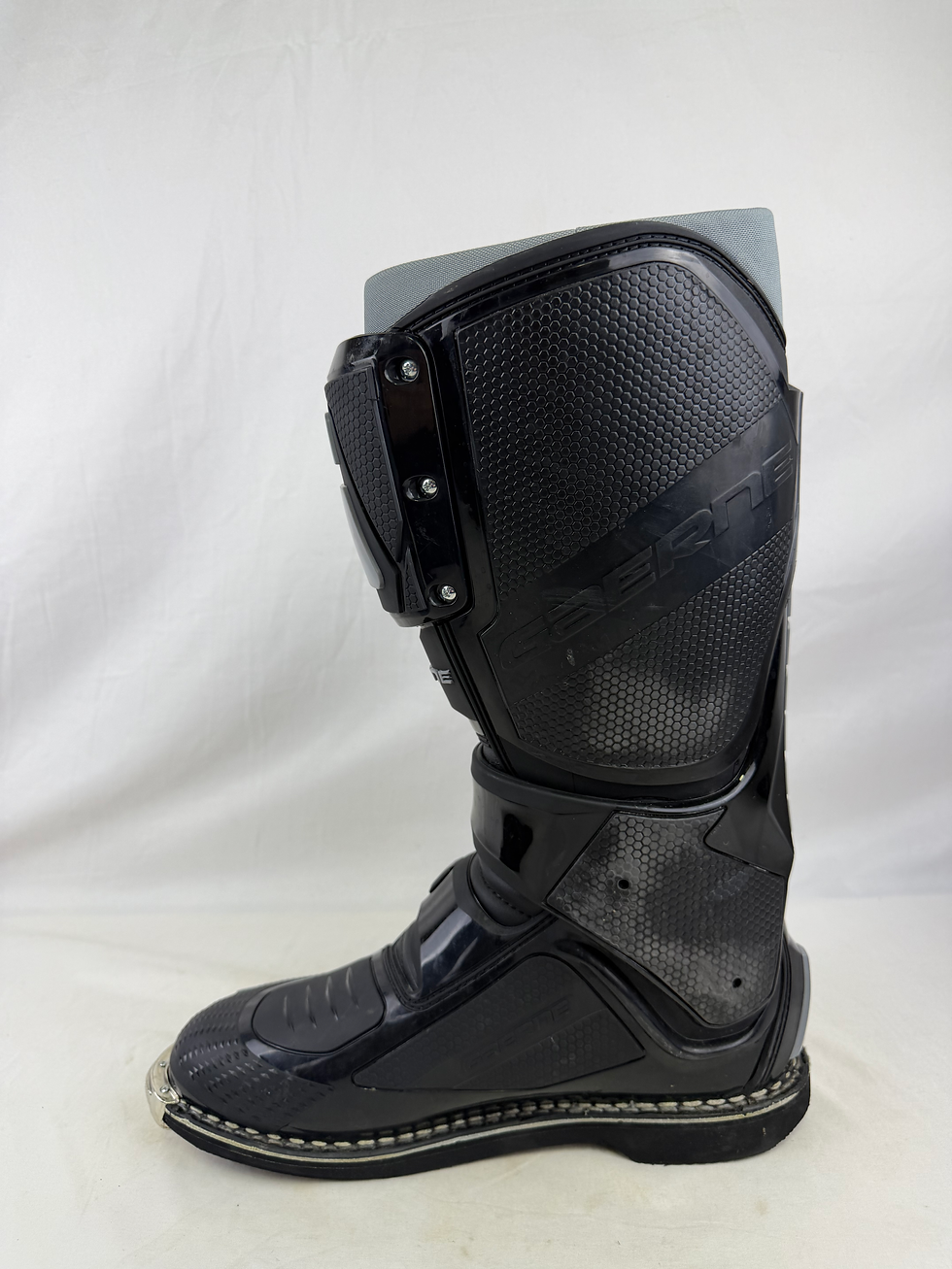 Thumbnail: Like New Gaerne SG-12 Boots // Size 11