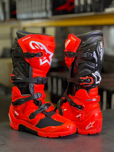 AL STRPS SOEOREI レッド　27cm Alpinestars MX27 Tech 7 Enduro Boots - Fluo Red | MxBoot.com