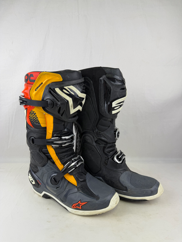 Gently Used Alpinestars Tech 10 Boots // Size 10 | MxBoot.com