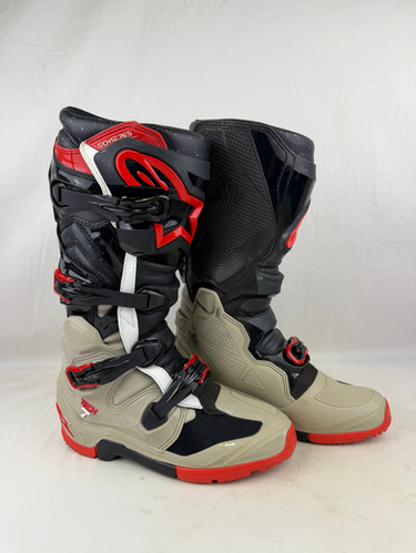 Gently Used Alpinestars Tech 7 Enduro Boots - Size 9 | MxBoot.com