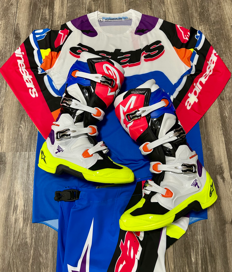 Limited Edition Daytona "Hay" Alpinestars Tech 7 Motocross Boots