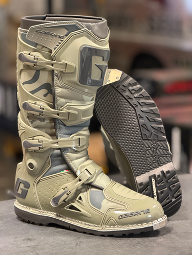 Open Box* Gaerne Fastback Endurance Boots - Size 11 | MxBoot.com