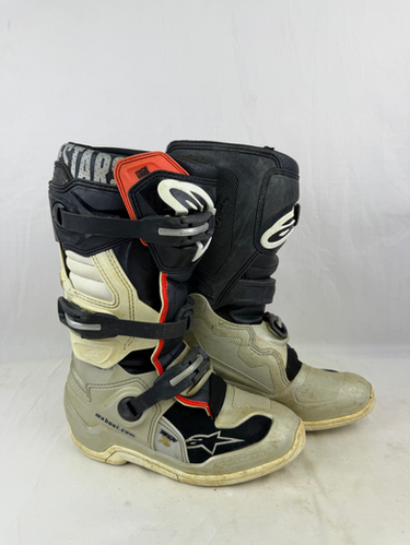 Used Alpinestars Tech 7s Youth Boots // Size 6 | MxBoot.com