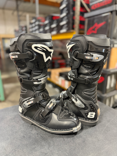 Brand New Alpinestars Tech 8 Boots - Size 10 | MxBoot.com