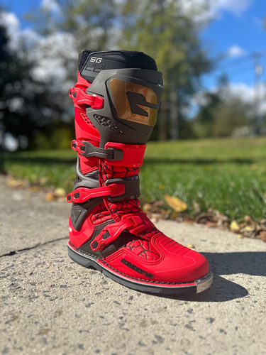 Gaerne SG-22 Magma MJK LE Boots - Red/Black/Gold | MxBoot.com