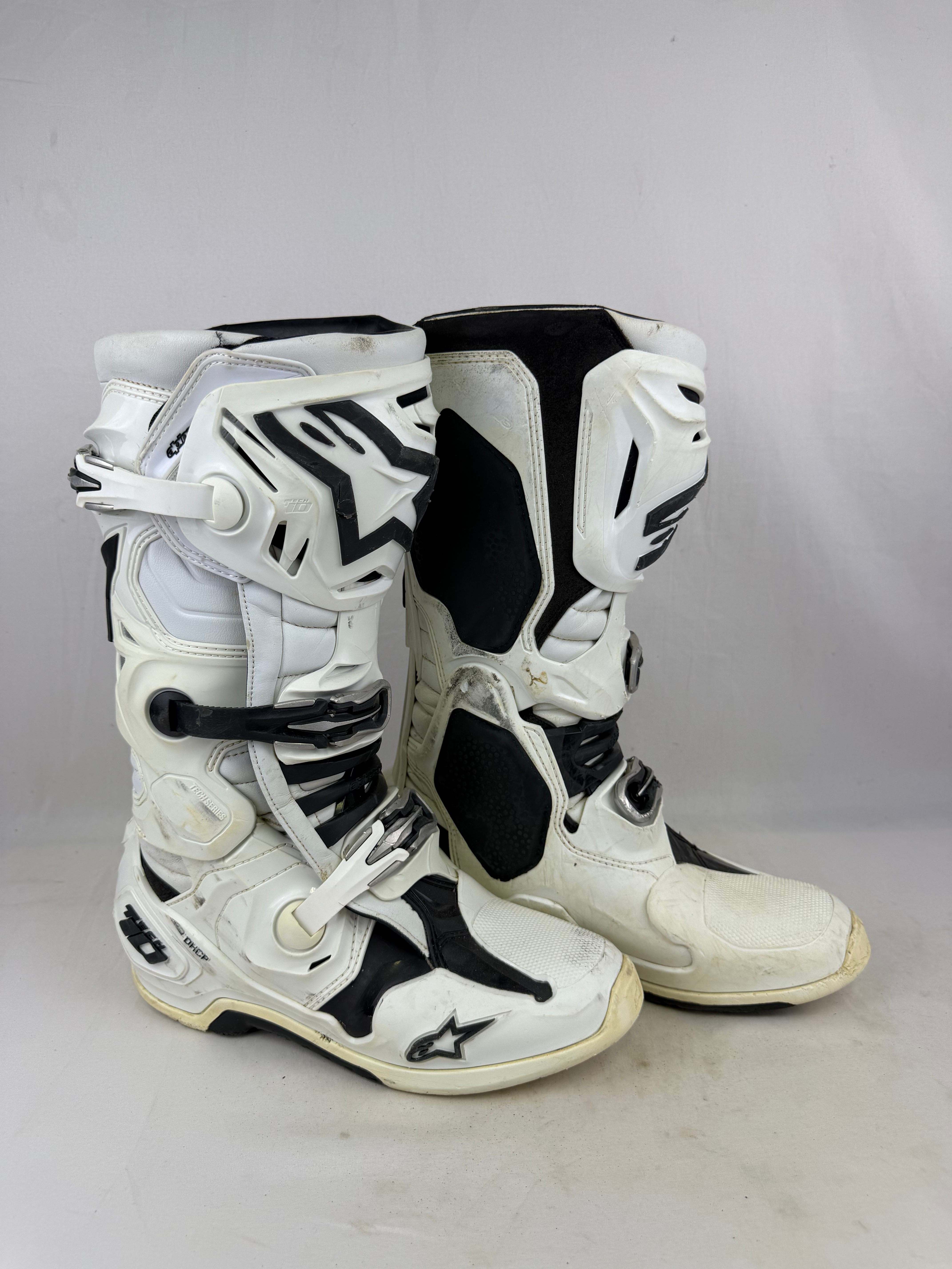 Used Tech 10 Boots // Size 10 *NO INNER BOOTIES*