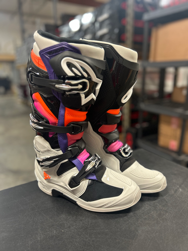 2026 Alpinestars Tech 7 Boots - Black/Gray/Orange/ Magenta