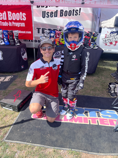 MxBoot.com boot specialist Sam helping a rider with new motocross boots