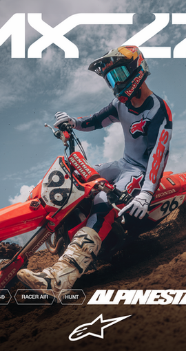 Hunter Lawrence riding in the new Alpinestars MX27 motocross gear and mx boots during a motocross race.