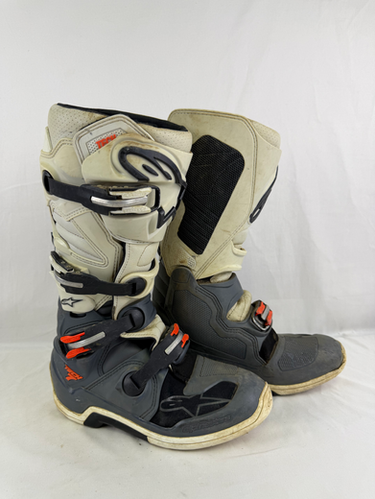 Used Alpinestars Tech 7 Boots // Size 7 | MxBoot.com