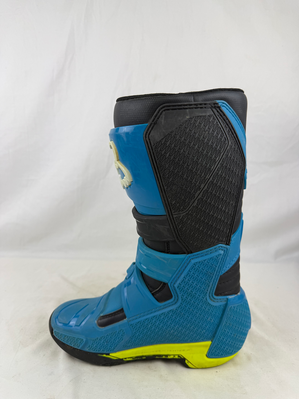 Thumbnail: Used Fox Comp Youth Boots // Size 5