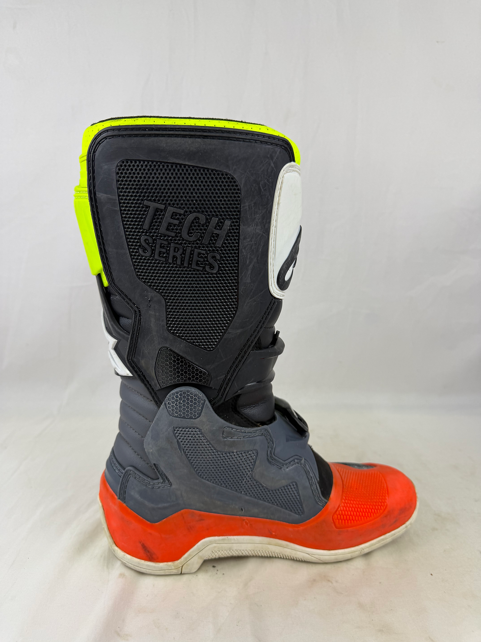 Thumbnail: Used Alpinestars Tech 7s Youth Boots // Size 6