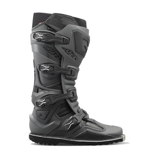 Gaerne SG-22 Gore-Tex Enduro 'Battleship' Boots | MxBoot.com