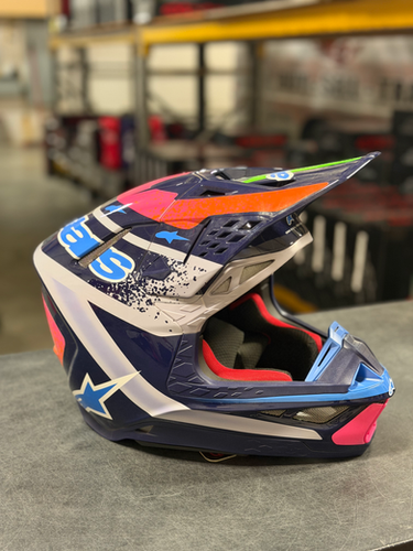 Display* Alpinestars LE 'Records' SM10 Helmet | MxBoot.com