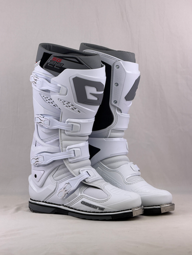 Gaerne SG-22 Boots - White | MxBoot.com