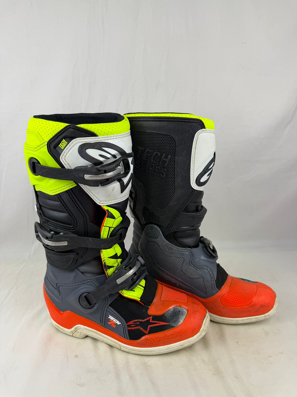 Thumbnail: Used Alpinestars Tech 7s Youth Boots // Size 6