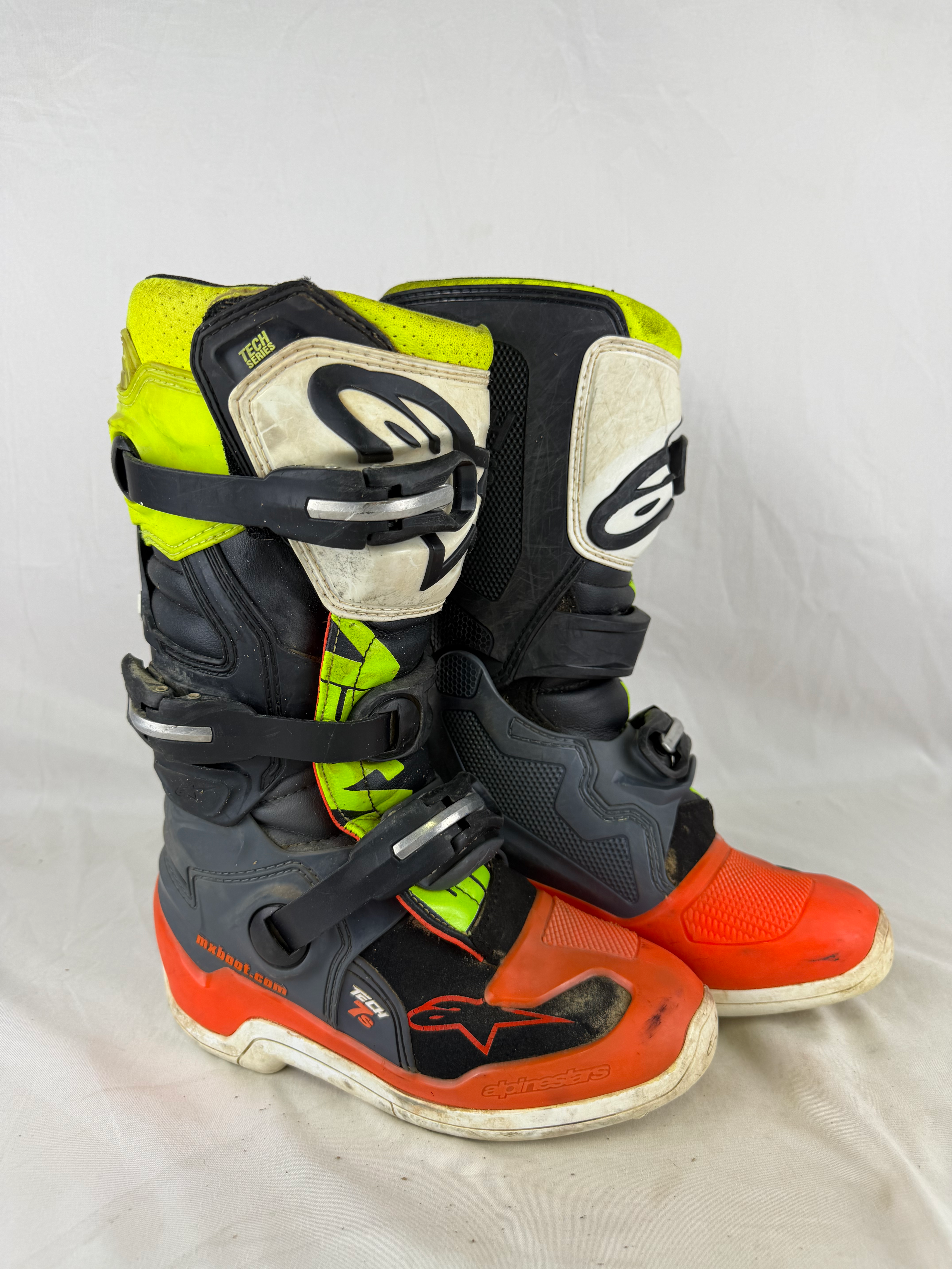 Used Alpinestars Tech 7s Youth Boots // Size 3