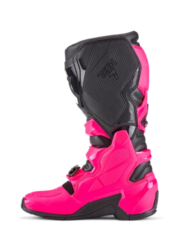 pinktea  Get up close and personal with the newly released Diva Pink/Black