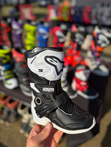 Alpinestars Tech 3s Kids Boots - Black/White | MxBoot.com