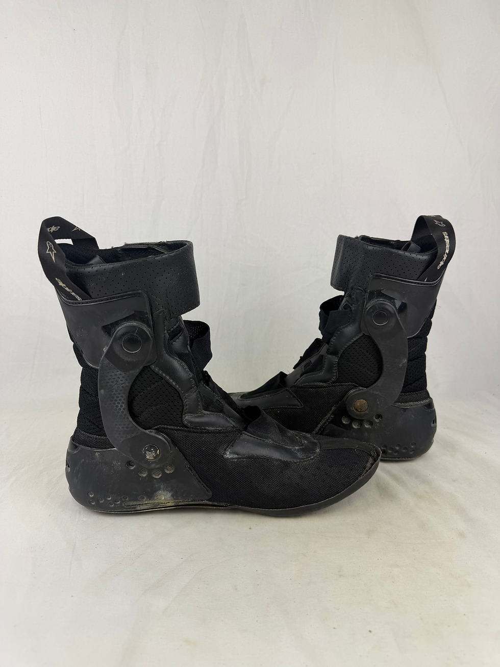 Thumbnail: Used Tech 10 Inner Booties // Size 10