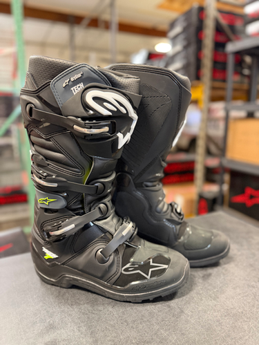 Alpinestars Tech 7 Enduro Drystar® Boots - Black | MxBoot.com