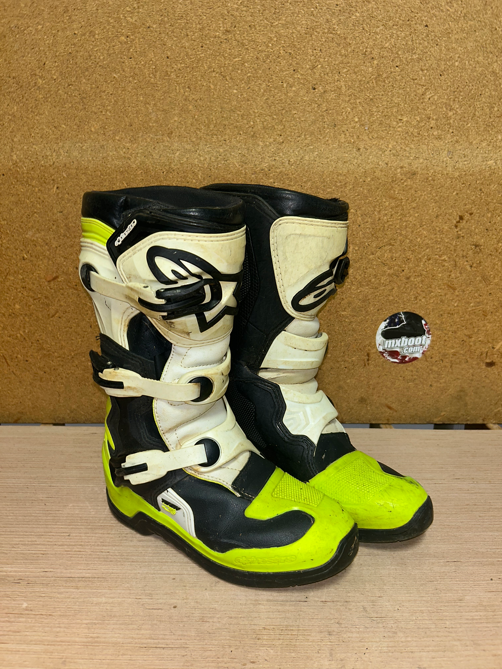 Used Alpinestars Tech 3s Youth Boots // Size 6