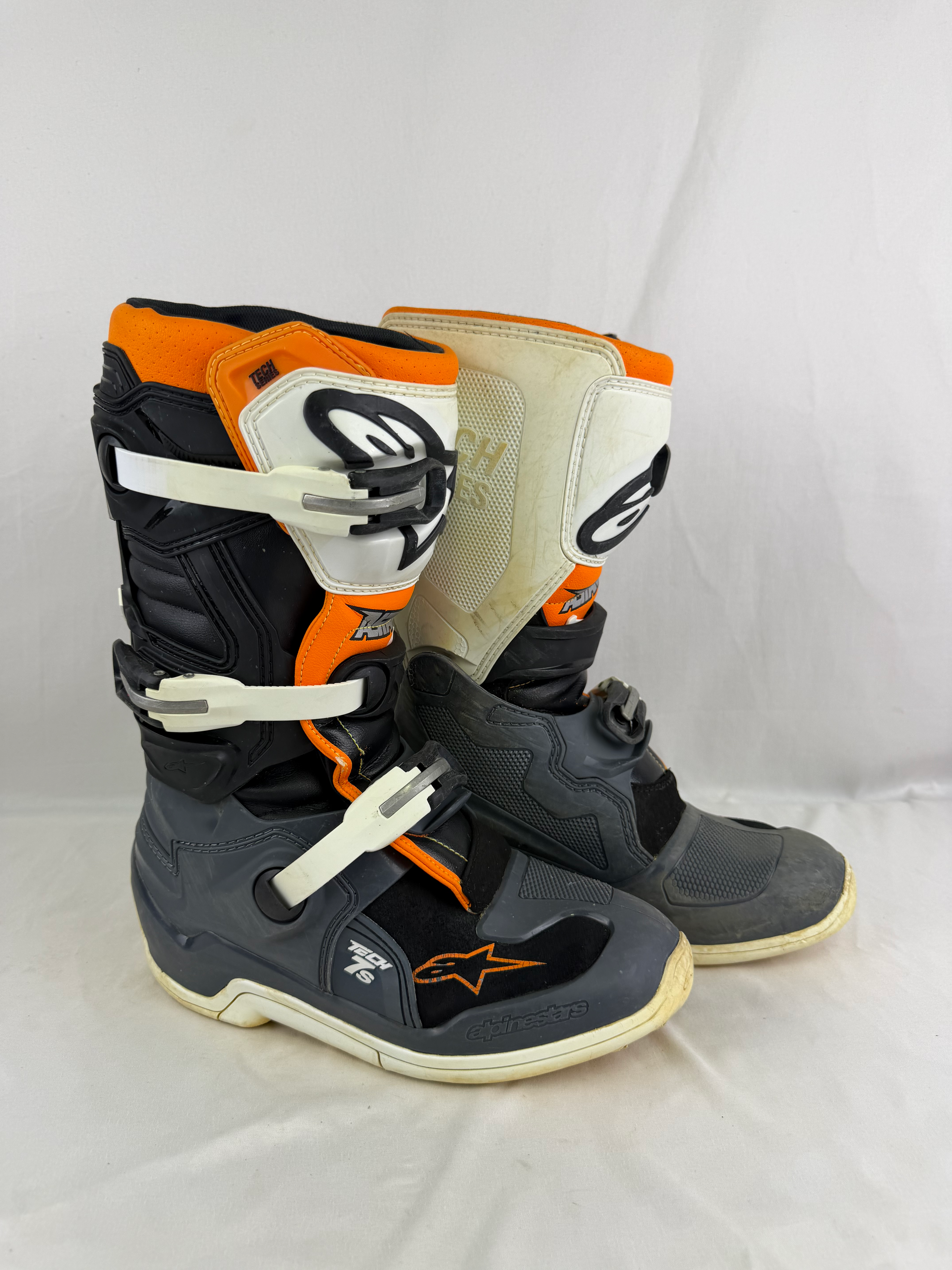 Used Alpinestars Tech 7s Youth Boots // Size 8